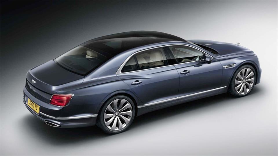 فلایینگ اسپور سدانی لوکس از بنتلی